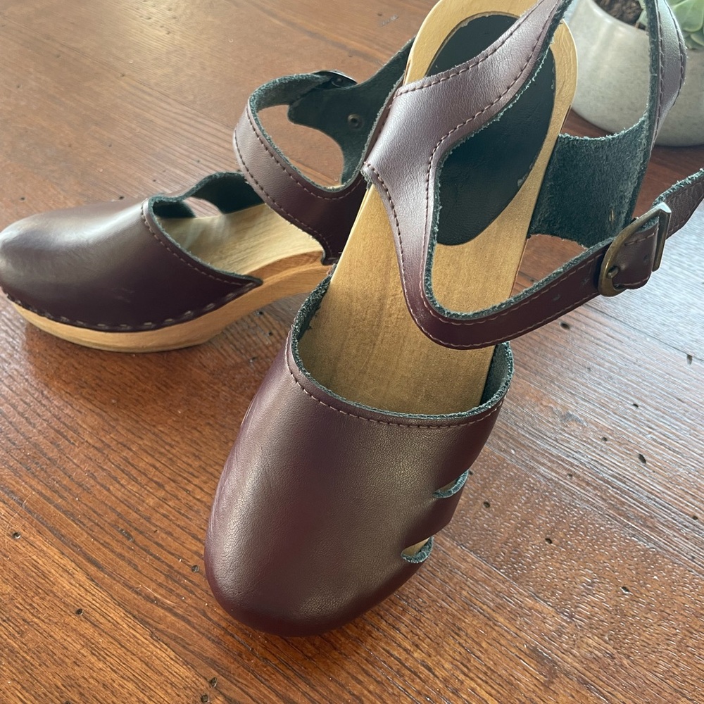 Sven Clogs Sandal Size 38